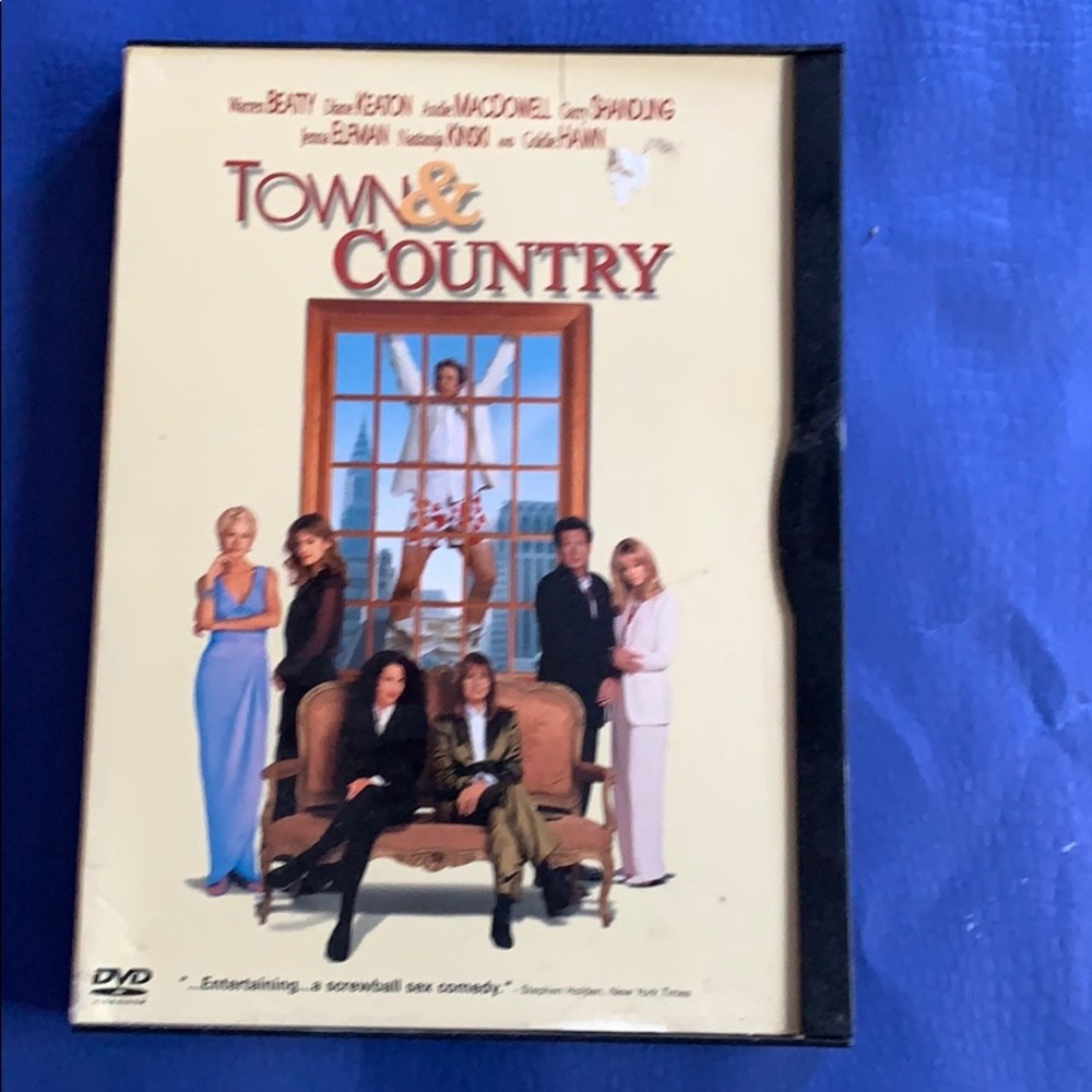 💥bundle & Save💥 DVD Town & Country